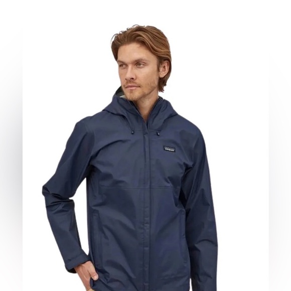 Patagonia Men's Torrentshell 3L Rain Jacket size Small.  Classic navy blue - Picture 2 of 8